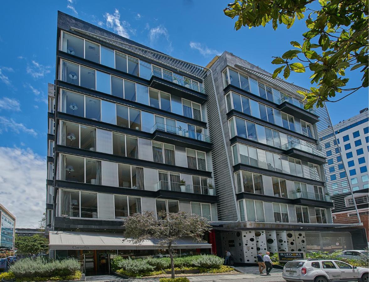 Hotel 100 Luxury Suites By Preferred Bogotá Exteriör bild The building of the Embassy of the United Kingdom in Bogotá