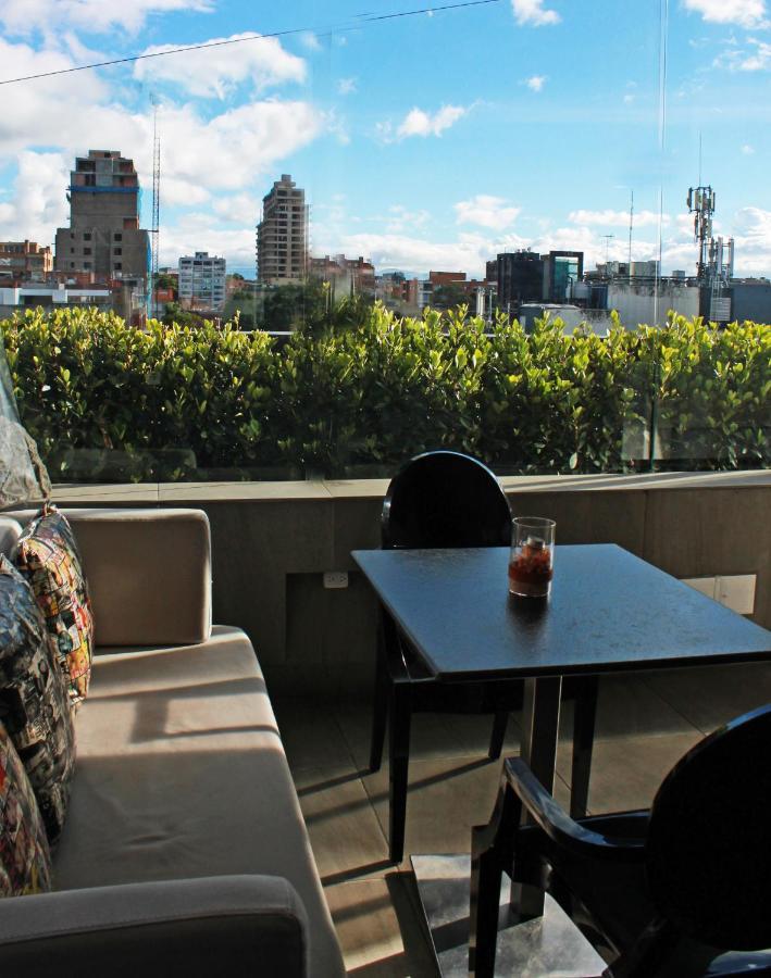 Hotel 100 Luxury Suites By Preferred Bogotá Exteriör bild A balcony in Mexico City