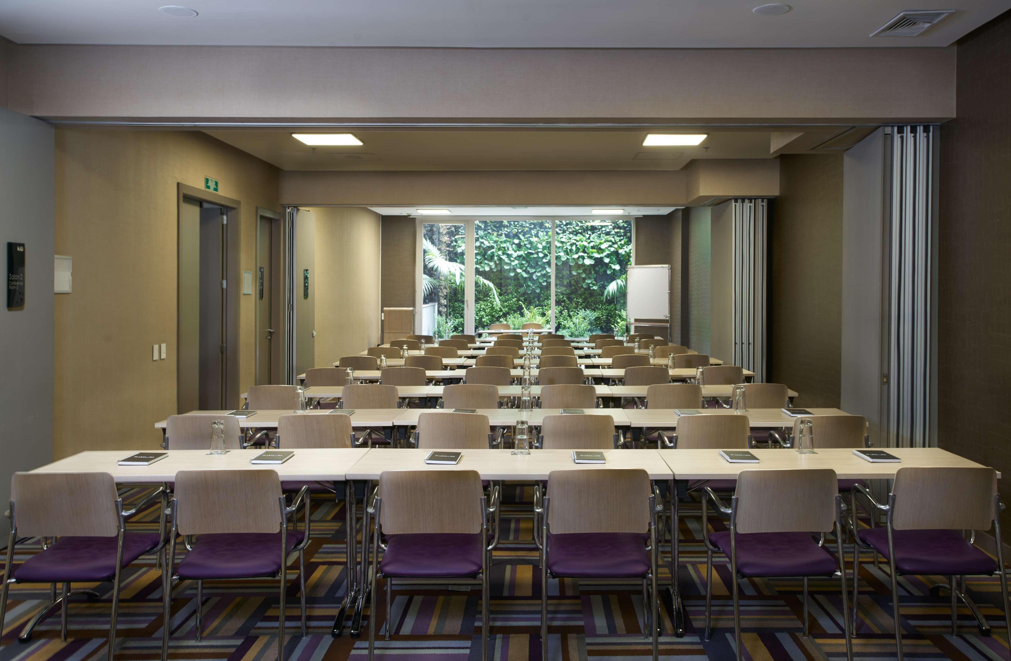 Hotel 100 Luxury Suites By Preferred Bogotá Exteriör bild Meeting room