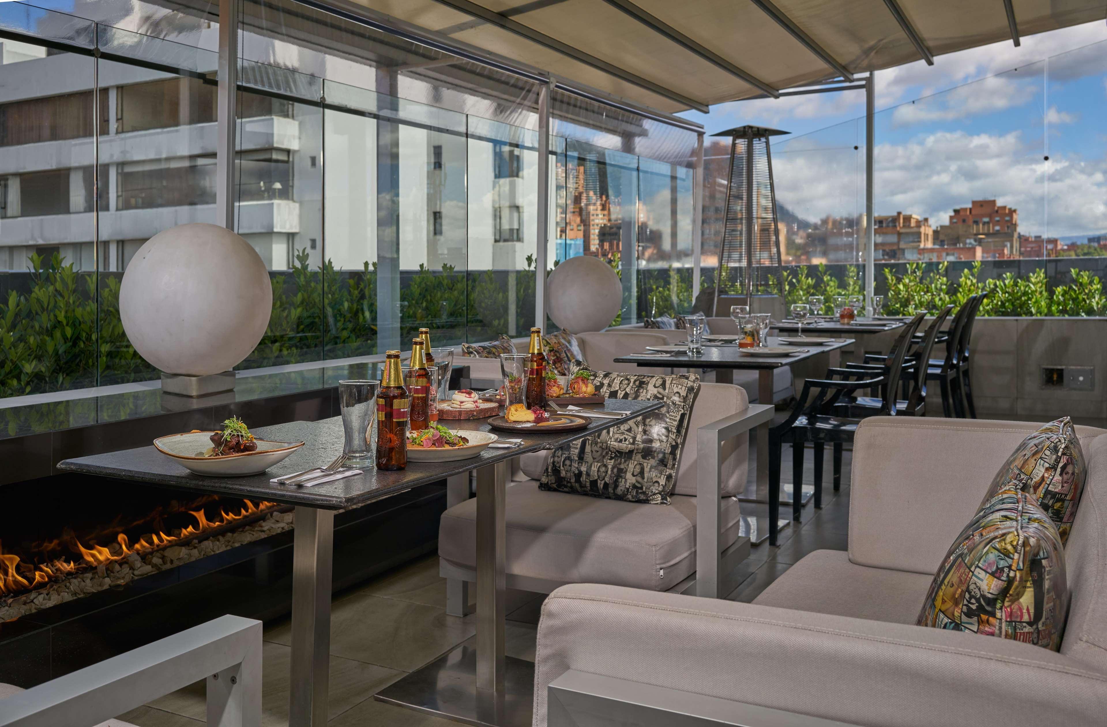 Hotel 100 Luxury Suites By Preferred Bogotá Exteriör bild The Terrace