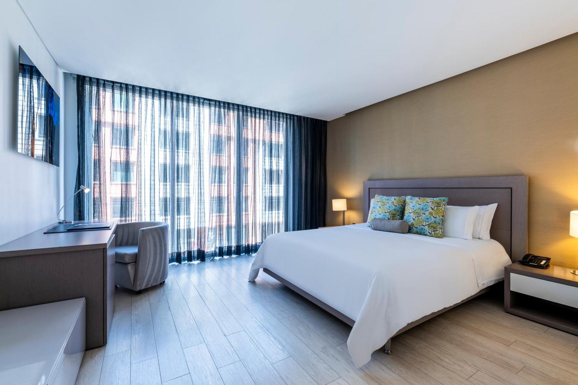 Hotel 100 Luxury Suites By Preferred Bogotá Exteriör bild